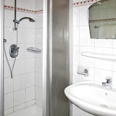 Haus Gredler 250w Apartment *